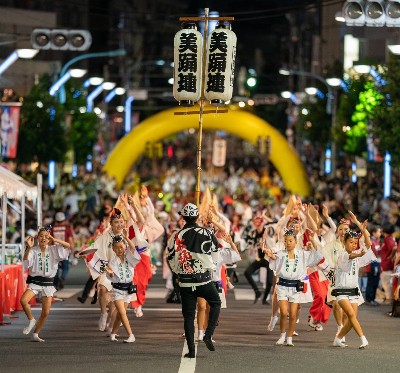 ”阿波踊り”